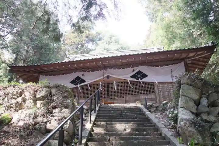 武田八幡宮の本殿・本堂