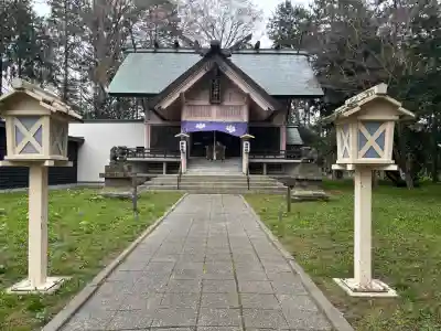 長沼神社の{uncategorized: "未分類", other: "その他", undefined: "問題あり", building: "その他建物", grave: "お墓", sacred_gate: "鳥居", guardian: "狛犬", statue: "像", buddha: "仏像", history: "歴史", nature: "自然", garden: "庭園", animal: "動物", pagoda: "塔", temizu: "手水舎", mountain_gate: "山門・神門", sanctuary: "本殿・本堂", subordinate: "末社・摂社", art: "芸術", scenery: "景色", jizo: "地蔵", ema: "絵馬", goshuin: "御朱印", omikuji: "おみくじ", items: "授与品その他", amulet: "お守り", goshuincho: "御朱印帳", eats: "食事", festival: "お祭り", votive_dance: "神楽", shichigosan: "七五三参", wedding: "結婚式", experience: "体験その他", initially: "初詣", around: "周辺", anti_infection: "感染症対策"}