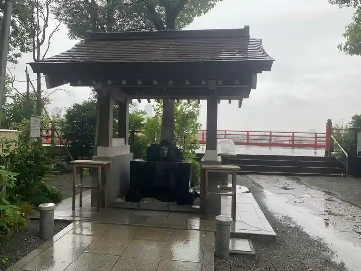 多摩川浅間神社の手水舎