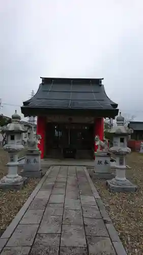 春影稲荷神社の本殿・本堂
