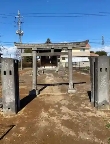 稲荷社の鳥居