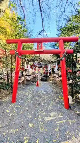 冠稲荷神社の鳥居