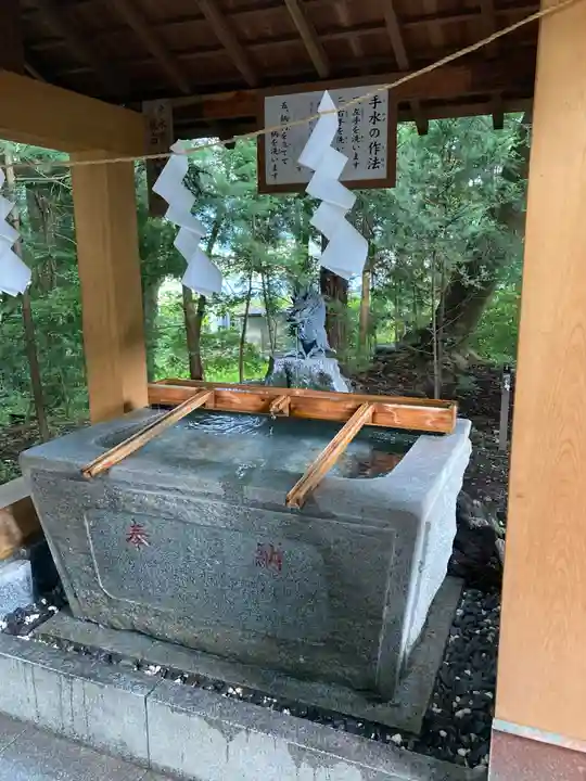 新屋山神社(山梨県)