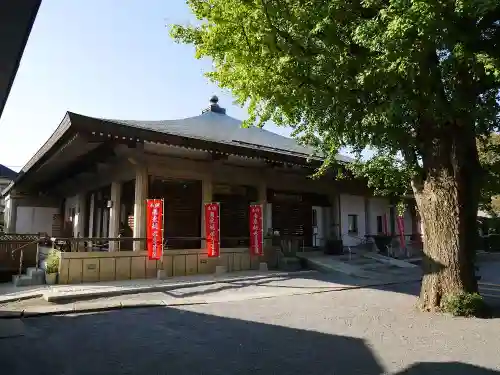 明治寺の本殿・本堂