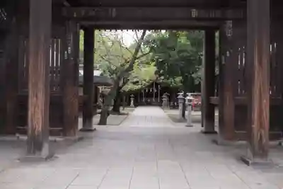 川口神社の山門・神門