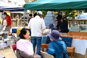 三津厳島神社の食事(2020年11月03日(火) 06時56分36秒投稿)