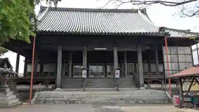 法心寺の本殿・本堂