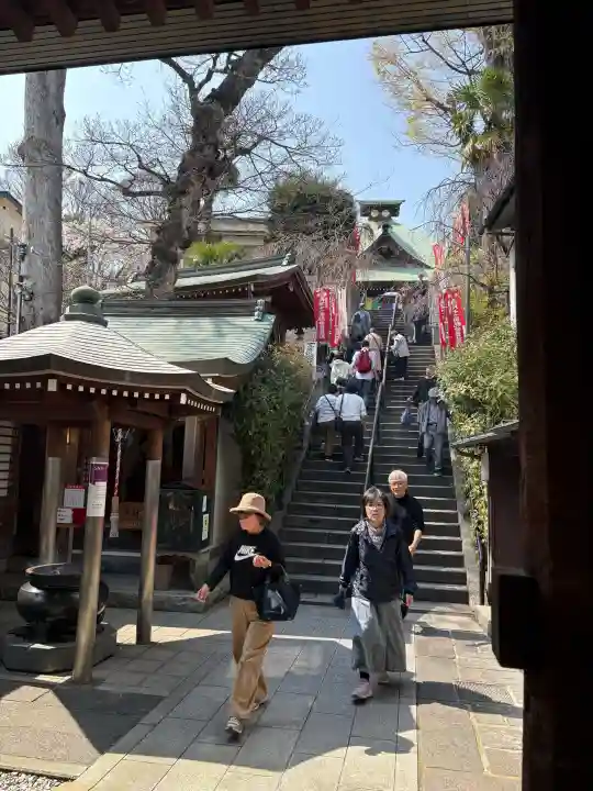 弘明寺の{uncategorized: "未分類", other: "その他", undefined: "問題あり", building: "その他建物", grave: "お墓", sacred_gate: "鳥居", guardian: "狛犬", statue: "像", buddha: "仏像", history: "歴史", nature: "自然", garden: "庭園", animal: "動物", pagoda: "塔", temizu: "手水舎", mountain_gate: "山門・神門", sanctuary: "本殿・本堂", subordinate: "末社・摂社", art: "芸術", scenery: "景色", jizo: "地蔵", ema: "絵馬", goshuin: "御朱印", omikuji: "おみくじ", items: "授与品その他", amulet: "お守り", goshuincho: "御朱印帳", eats: "食事", festival: "お祭り", votive_dance: "神楽", shichigosan: "七五三参", wedding: "結婚式", experience: "体験その他", initially: "初詣", around: "周辺", anti_infection: "感染症対策"}