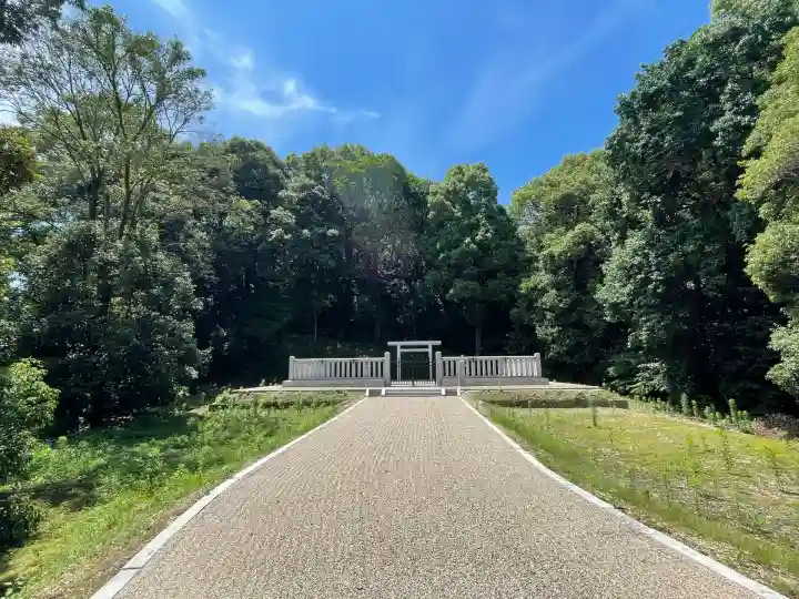 安寧天皇陵(畝傍山西南御陰井上陵)(奈良県)