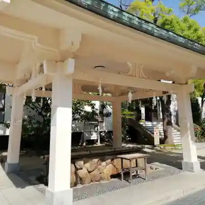 湊川神社の手水舎