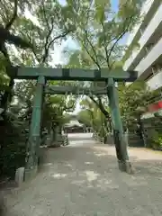 諏訪神社の鳥居