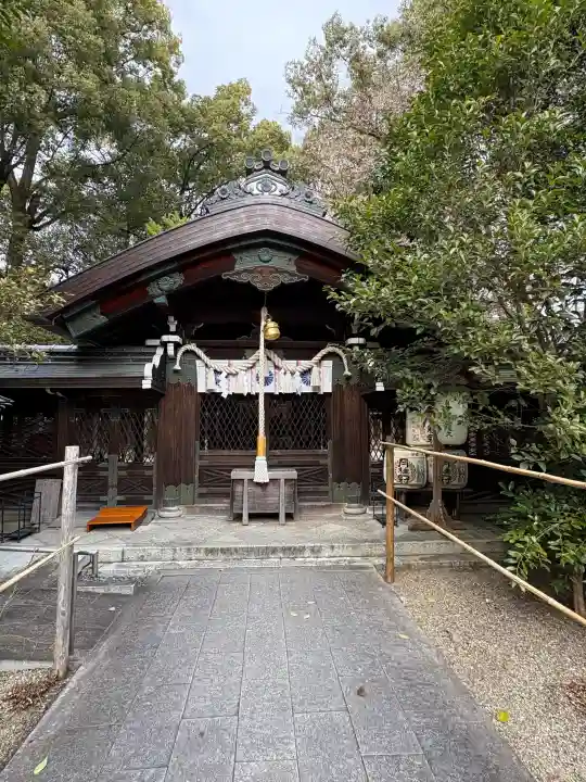 梨木神社の{uncategorized: "未分類", other: "その他", undefined: "問題あり", building: "その他建物", grave: "お墓", sacred_gate: "鳥居", guardian: "狛犬", statue: "像", buddha: "仏像", history: "歴史", nature: "自然", garden: "庭園", animal: "動物", pagoda: "塔", temizu: "手水舎", mountain_gate: "山門・神門", sanctuary: "本殿・本堂", subordinate: "末社・摂社", art: "芸術", scenery: "景色", jizo: "地蔵", ema: "絵馬", goshuin: "御朱印", omikuji: "おみくじ", items: "授与品その他", amulet: "お守り", goshuincho: "御朱印帳", eats: "食事", festival: "お祭り", votive_dance: "神楽", shichigosan: "七五三参", wedding: "結婚式", experience: "体験その他", initially: "初詣", around: "周辺", anti_infection: "感染症対策"}