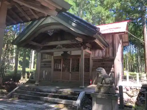 大森賀茂神社の本殿・本堂