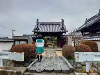 法然寺の山門・神門