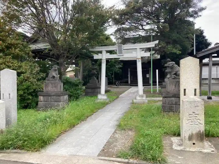 柄沢神社の鳥居