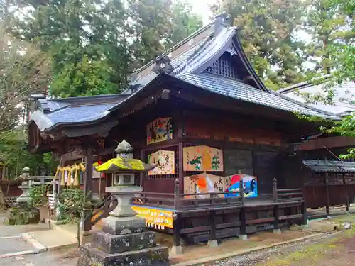 春日神社の本殿