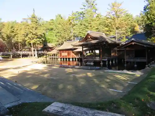 身曾岐神社の建物その他