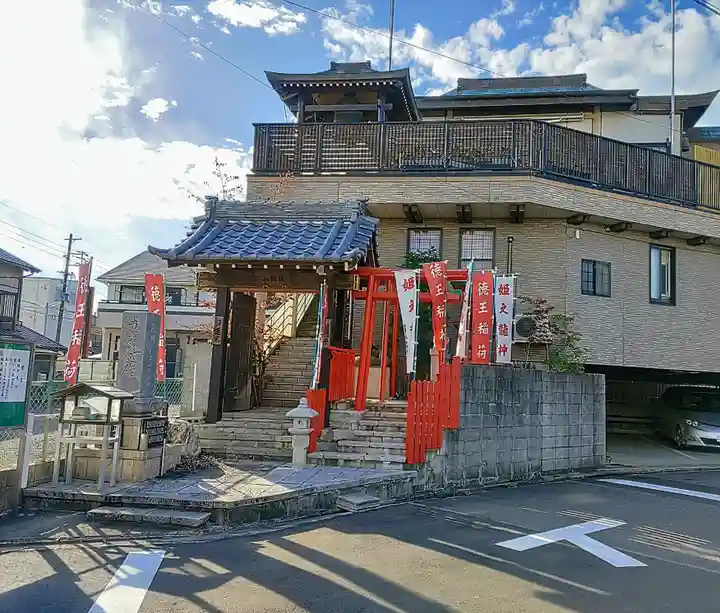 龍徳寺の山門・神門