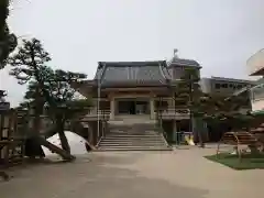 万徳寺の本殿