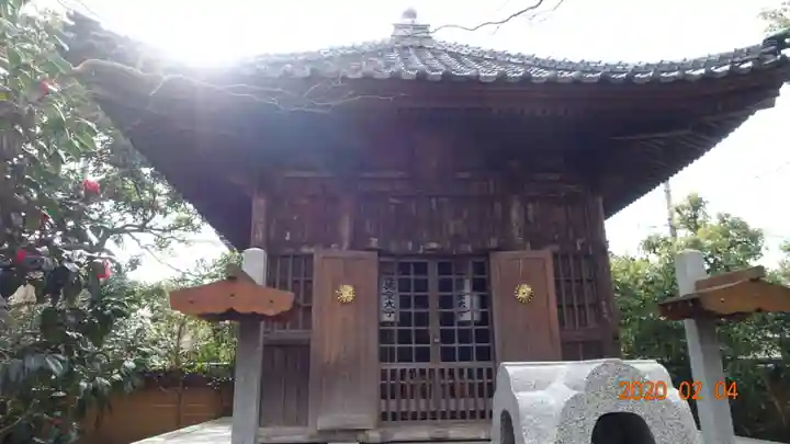 宝戒寺の末社・摂社