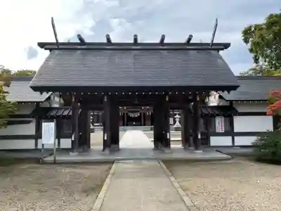 秋田県護國神社の山門・神門
