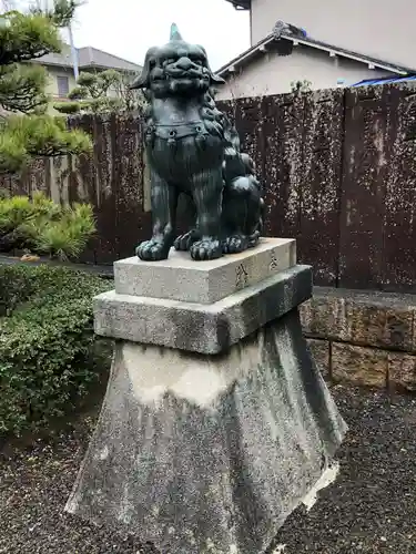 田村神社の狛犬