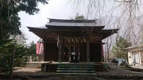 亀岡八幡宮の本殿