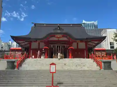 花園神社の本殿・本堂
