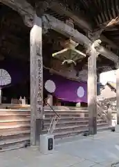 成相寺の本殿