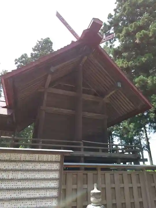 宇都母知神社の本殿・本堂