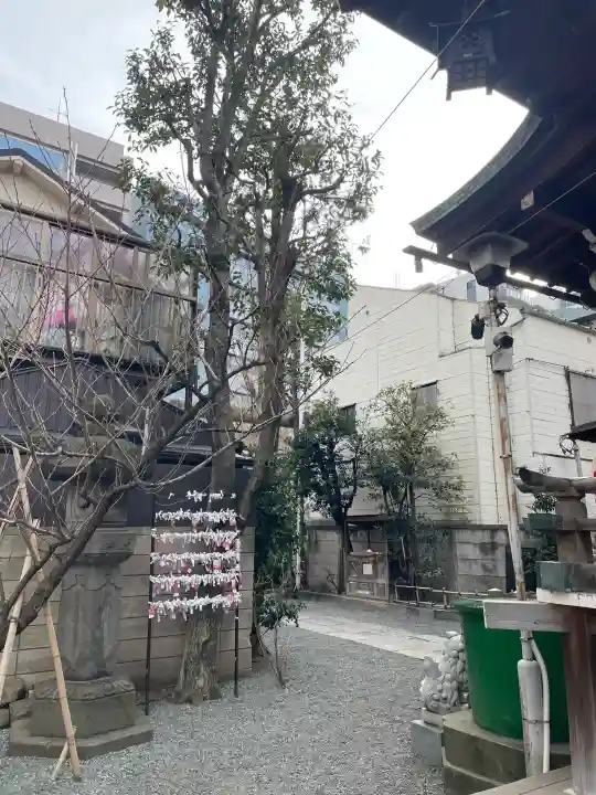 櫻木神社の{uncategorized: "未分類", other: "その他", undefined: "問題あり", building: "その他建物", grave: "お墓", sacred_gate: "鳥居", guardian: "狛犬", statue: "像", buddha: "仏像", history: "歴史", nature: "自然", garden: "庭園", animal: "動物", pagoda: "塔", temizu: "手水舎", mountain_gate: "山門・神門", sanctuary: "本殿・本堂", subordinate: "末社・摂社", art: "芸術", scenery: "景色", jizo: "地蔵", ema: "絵馬", goshuin: "御朱印", omikuji: "おみくじ", items: "授与品その他", amulet: "お守り", goshuincho: "御朱印帳", eats: "食事", festival: "お祭り", votive_dance: "神楽", shichigosan: "七五三参", wedding: "結婚式", experience: "体験その他", initially: "初詣", around: "周辺", anti_infection: "感染症対策"}