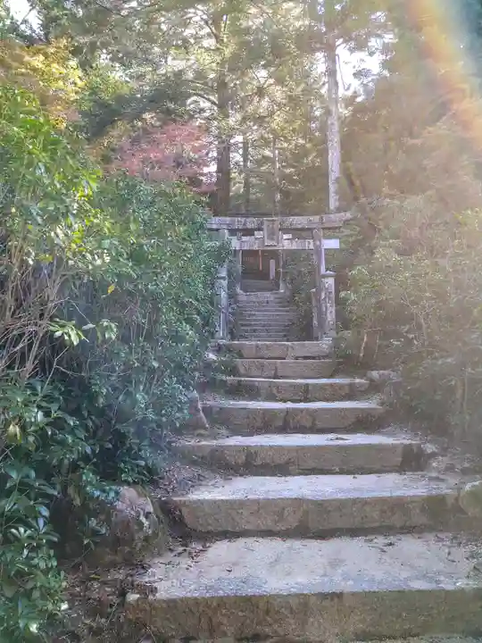 四宮神社の鳥居