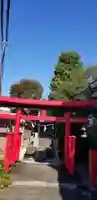 辰沼稲荷神社の鳥居