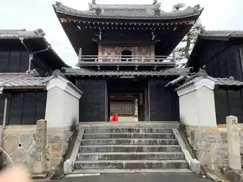 普門寺の山門・神門