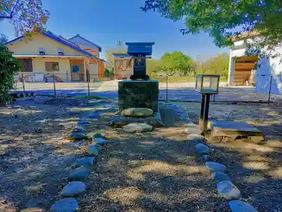 八幡社(天池東町)の末社・摂社