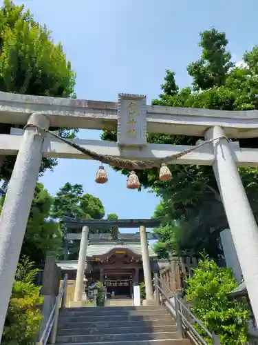 鳩ヶ谷氷川神社の鳥居