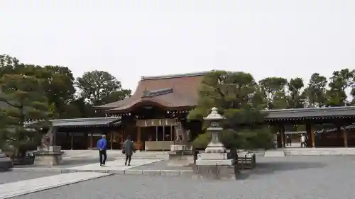 城南宮の本殿・本堂