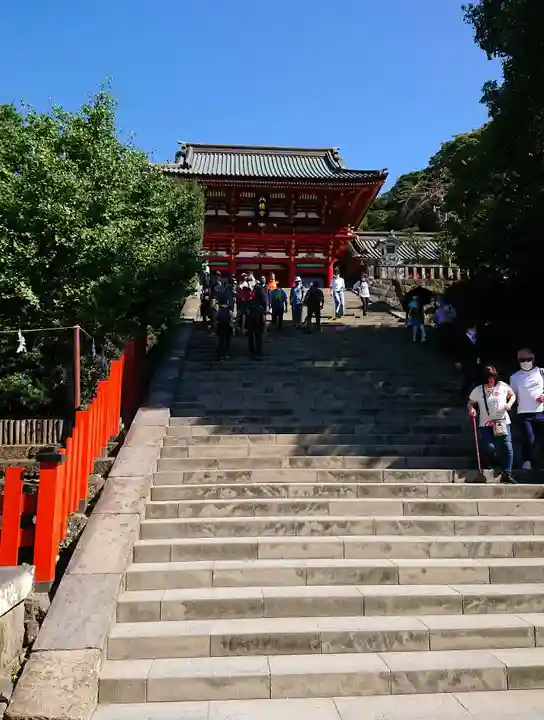 鶴岡八幡宮の山門・神門