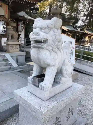 伊和志津神社の狛犬