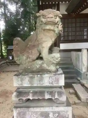 天神社・覚明堂(牛山町)の狛犬