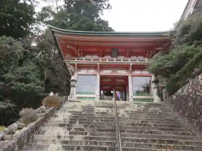 青岸渡寺の山門・神門