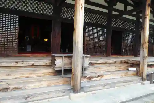 元興寺の本殿・本堂