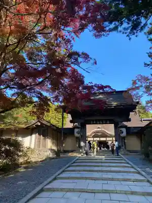 高野山金剛峯寺の山門・神門