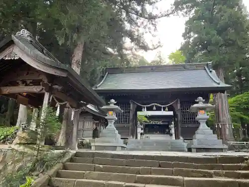 河口浅間神社の山門・神門