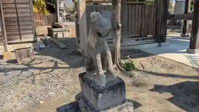 稲荷神社の狛犬