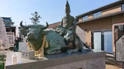 久里浜天神社の像