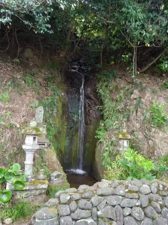 瀧不動堂(木古庭不動尊)(神奈川県)