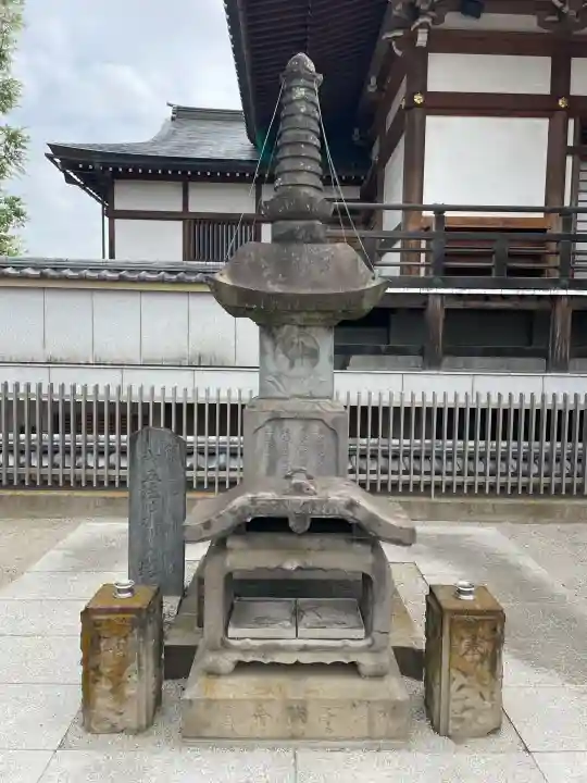 多聞寺の{uncategorized: "未分類", other: "その他", undefined: "問題あり", building: "その他建物", grave: "お墓", sacred_gate: "鳥居", guardian: "狛犬", statue: "像", buddha: "仏像", history: "歴史", nature: "自然", garden: "庭園", animal: "動物", pagoda: "塔", temizu: "手水舎", mountain_gate: "山門・神門", sanctuary: "本殿・本堂", subordinate: "末社・摂社", art: "芸術", scenery: "景色", jizo: "地蔵", ema: "絵馬", goshuin: "御朱印", omikuji: "おみくじ", items: "授与品その他", amulet: "お守り", goshuincho: "御朱印帳", eats: "食事", festival: "お祭り", votive_dance: "神楽", shichigosan: "七五三参", wedding: "結婚式", experience: "体験その他", initially: "初詣", around: "周辺", anti_infection: "感染症対策"}