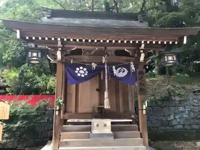 西岡神宮の末社・摂社