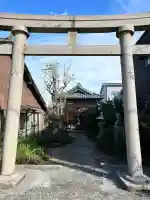 附船町金刀比羅神社の{uncategorized: "未分類", other: "その他", undefined: "問題あり", building: "その他建物", grave: "お墓", sacred_gate: "鳥居", guardian: "狛犬", statue: "像", buddha: "仏像", history: "歴史", nature: "自然", garden: "庭園", animal: "動物", pagoda: "塔", temizu: "手水舎", mountain_gate: "山門・神門", sanctuary: "本殿・本堂", subordinate: "末社・摂社", art: "芸術", scenery: "景色", jizo: "地蔵", ema: "絵馬", goshuin: "御朱印", omikuji: "おみくじ", items: "授与品その他", amulet: "お守り", goshuincho: "御朱印帳", eats: "食事", festival: "お祭り", votive_dance: "神楽", shichigosan: "七五三参", wedding: "結婚式", experience: "体験その他", initially: "初詣", around: "周辺", anti_infection: "感染症対策"}